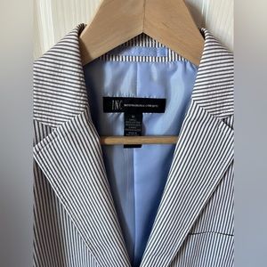 INC men’s lightweight blazer - m